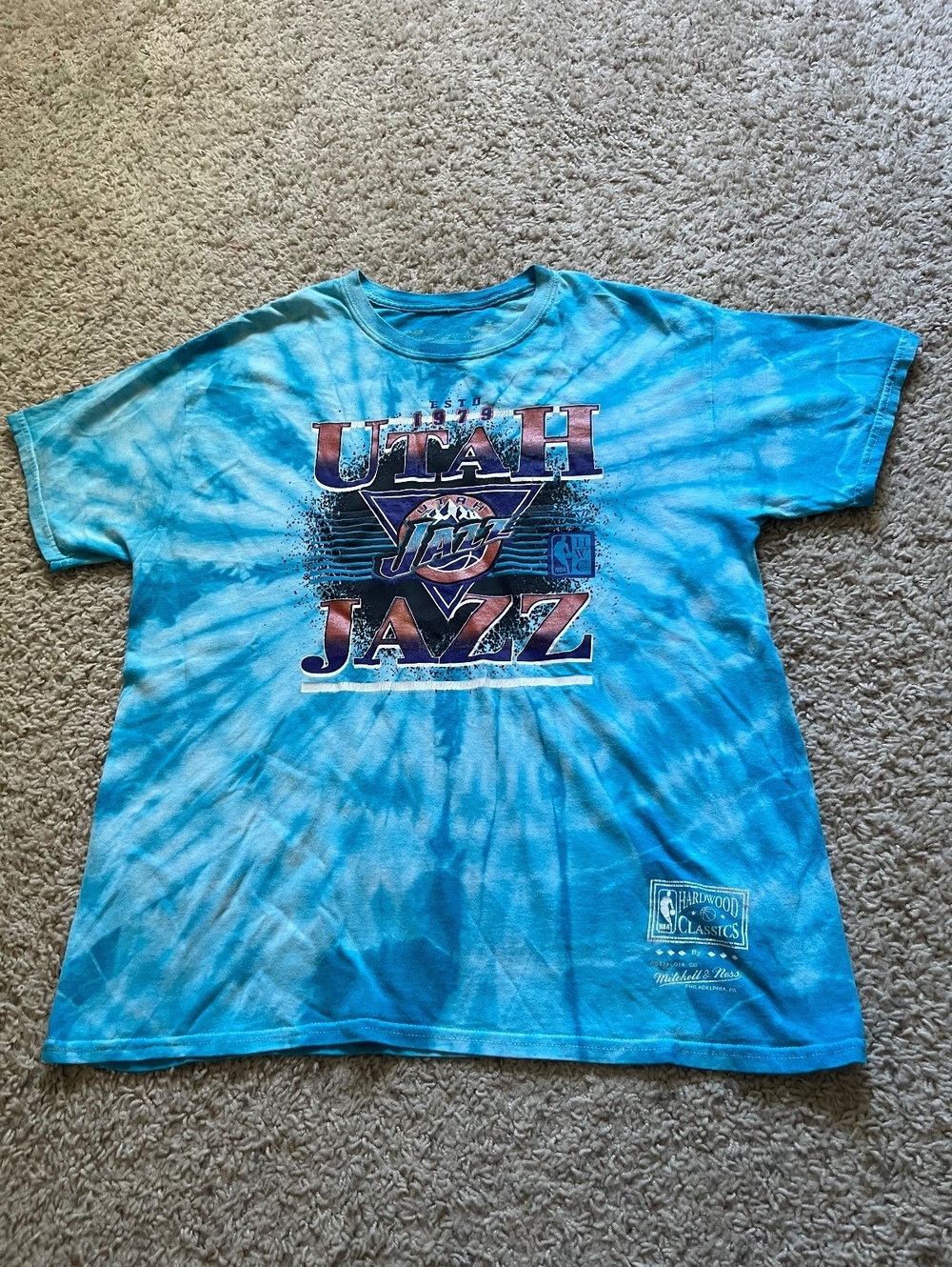 Mitchell & Ness Utah Jazz Tie-Dye T-Shirt Size Large